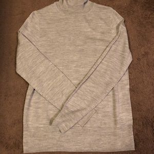 NWT Women’s Medium Turtleneck Sweater
